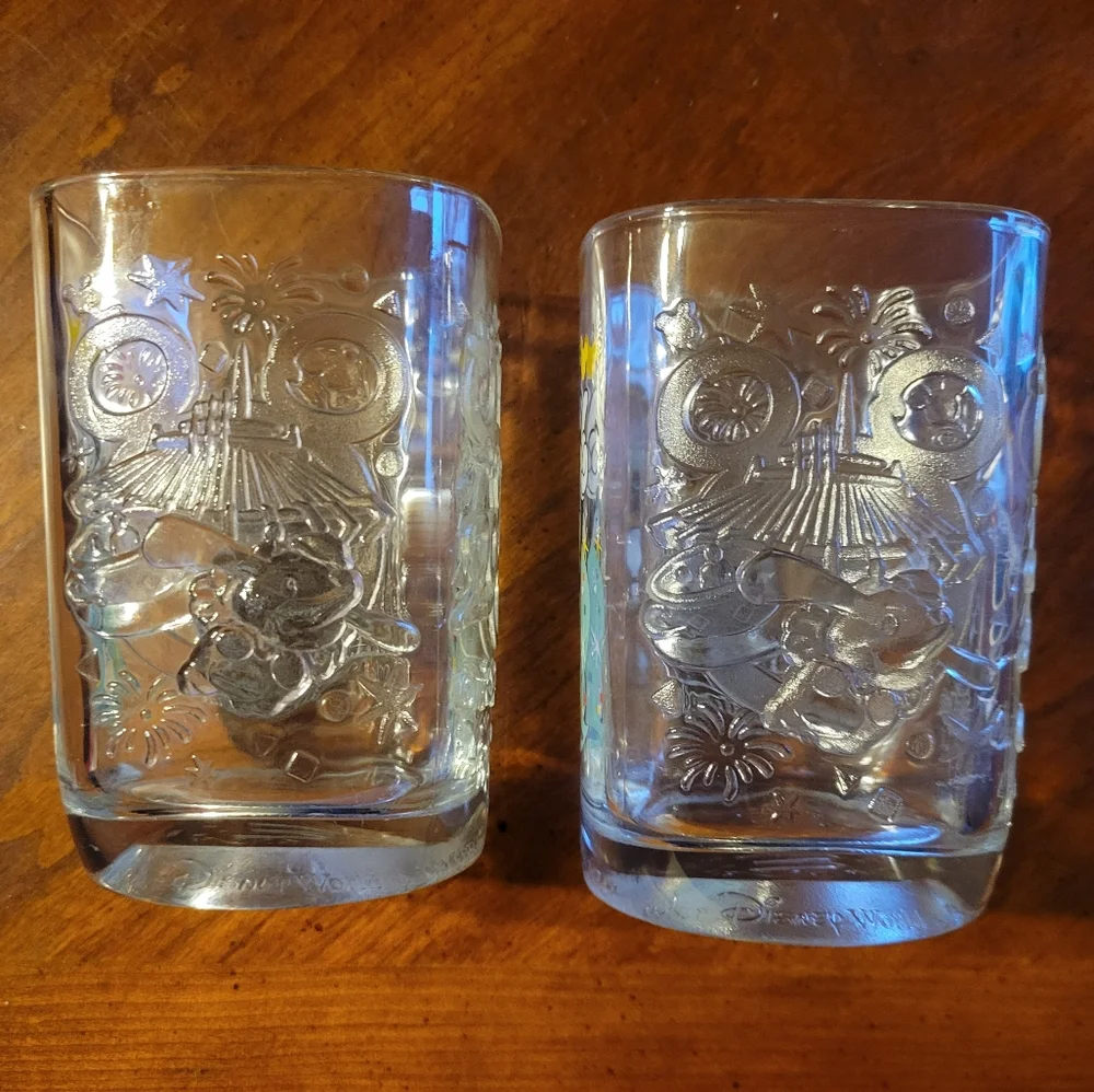 Mickey Mouse Walt Disney World Celebration 2000 Glass Cups McDonalds